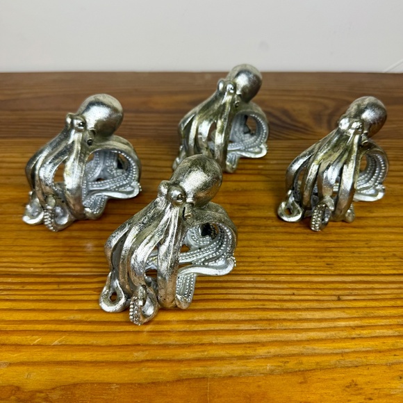 Set of 4 Silver Octopus Napkin Rings | Coastal Resin Sculpted Design | Nautical - Picture 15 of 15
